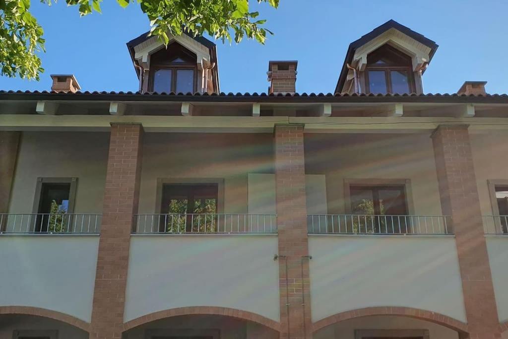 Charming 2.5Room Flat In Center Of Monforte D'Alba Exterior photo